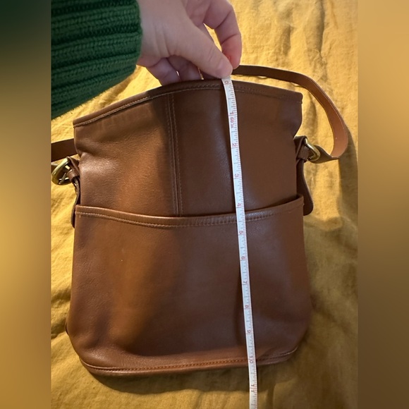 Vintage Coach Bleeker (Bleecker) Bucket Bag - 4153 Tan - Picture 8 of 9